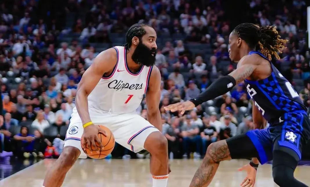 赛后突围战来临，丹佛掘金围绕中超再遭质疑，气氛紧张，赛程密集仍需轮换的简单介绍